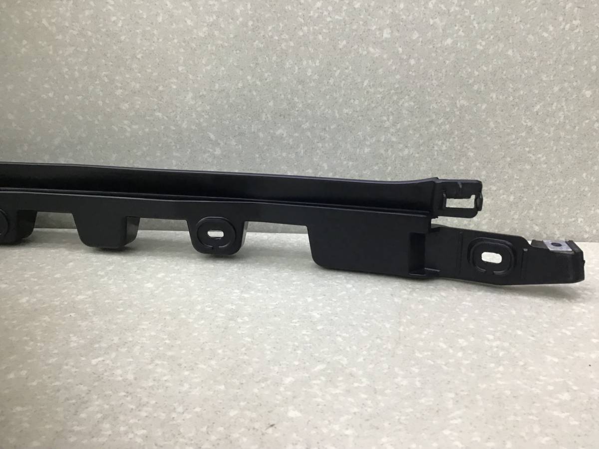 Кронштейн заднего бампера BMW X3 E83 2004-2010