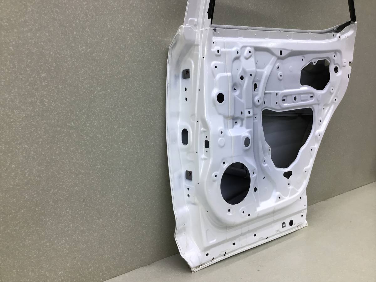 Дверь задняя правая Lexus RX 350 (AGL20W) 2015-2022 Дверь задняя правая Lexus RX 350 (AGL20W) 2015-2022