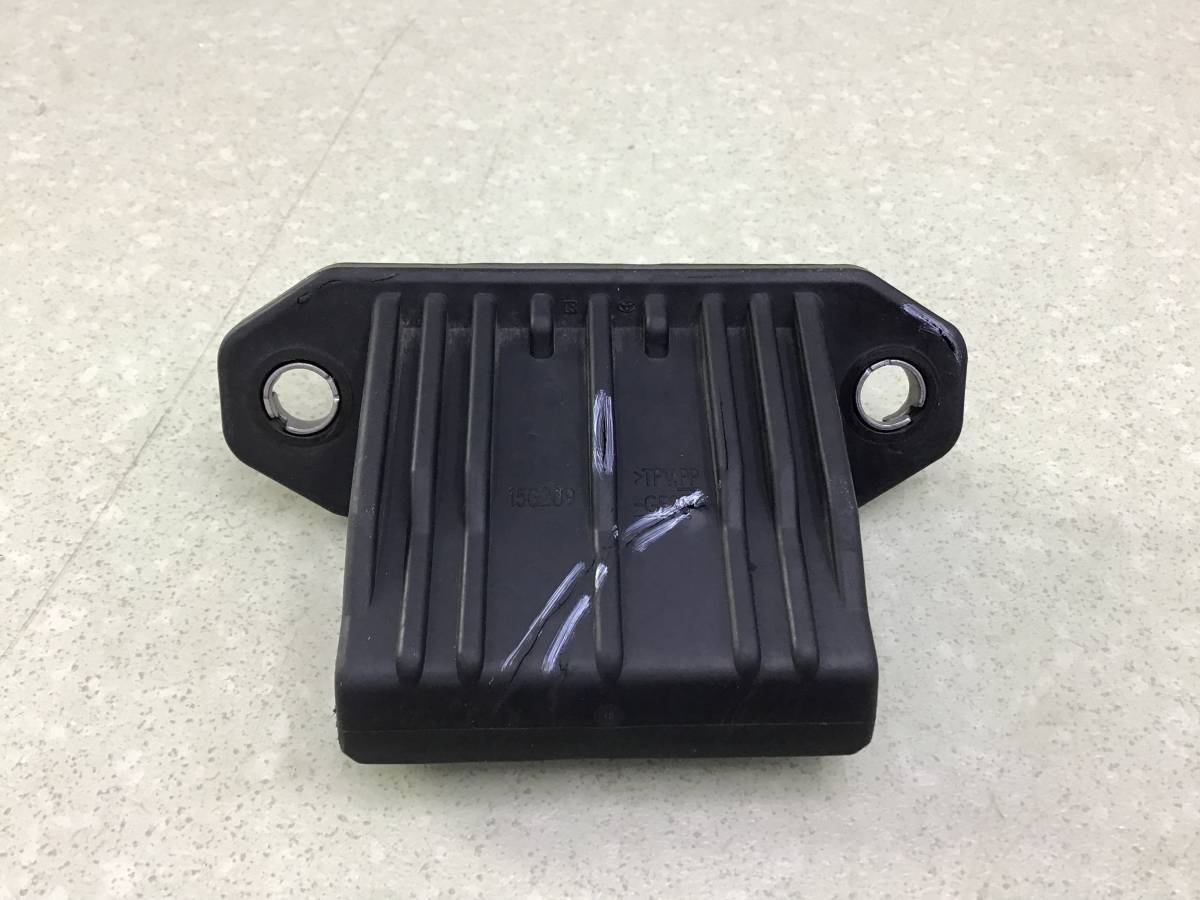 Кнопка открывания багажника Toyota Land Cruiser (J300) 2021>