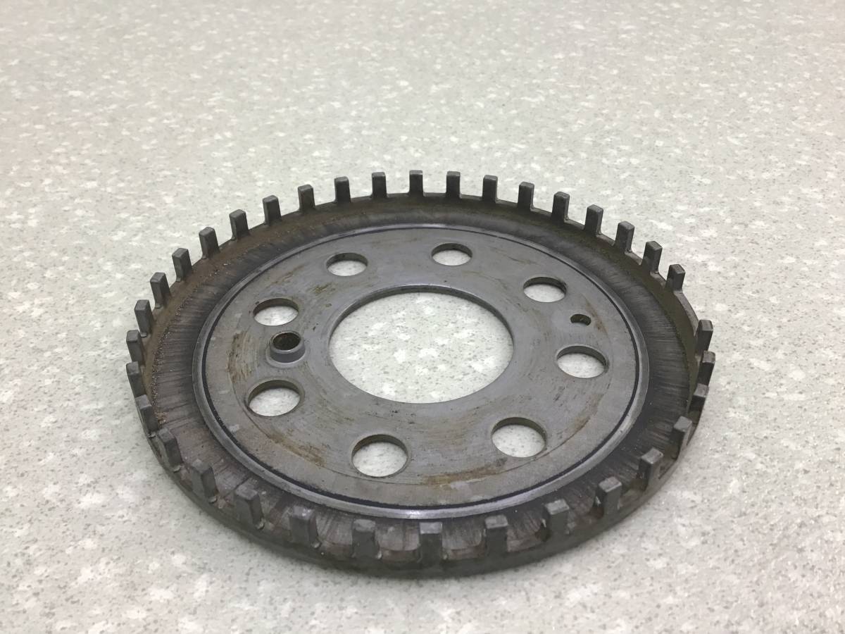 Шестерня коленвала Ford Explorer (U502) 2010-2019 Шестерня коленвала Ford Explorer (U502) 2010-2019