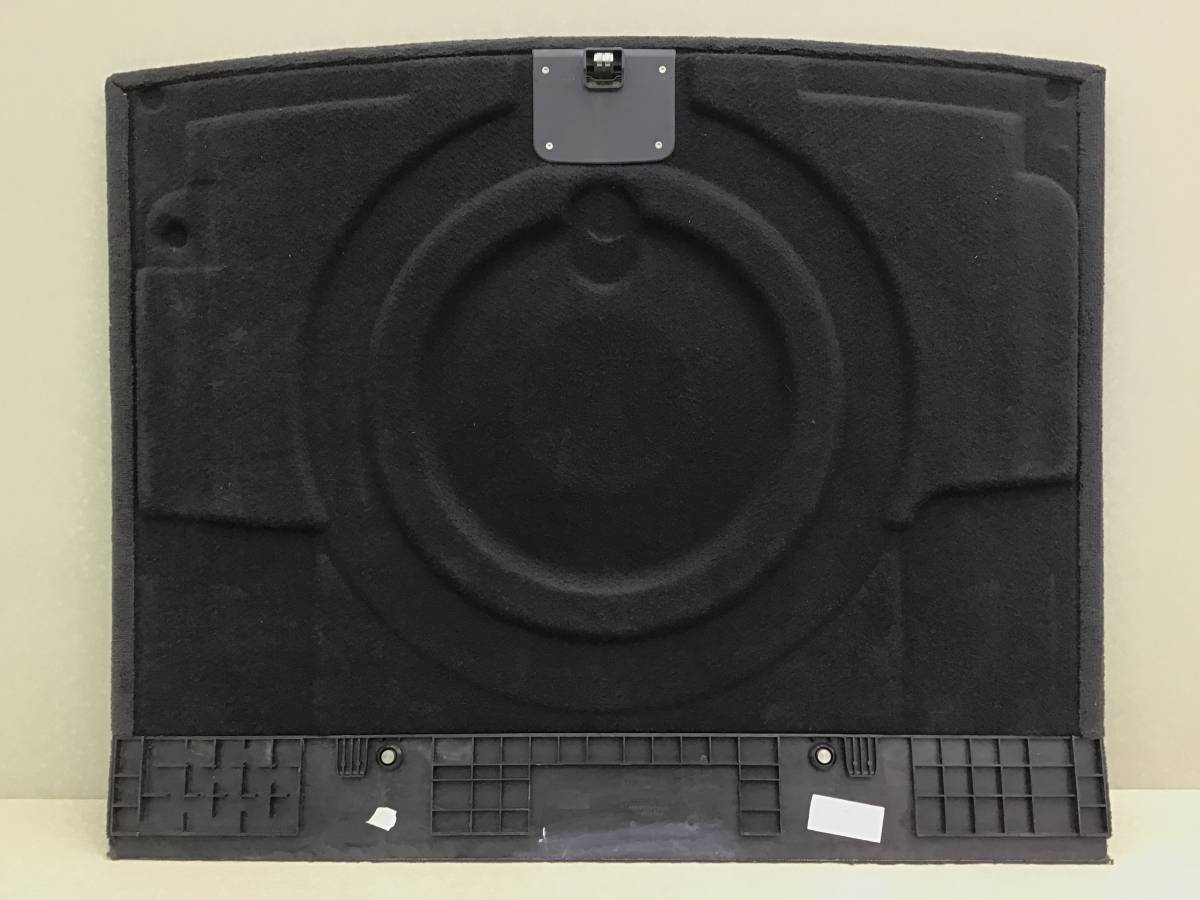 Пол багажника Volkswagen Touareg (7L) 2002-2010 Пол багажника Volkswagen Touareg (7L) 2002-2010