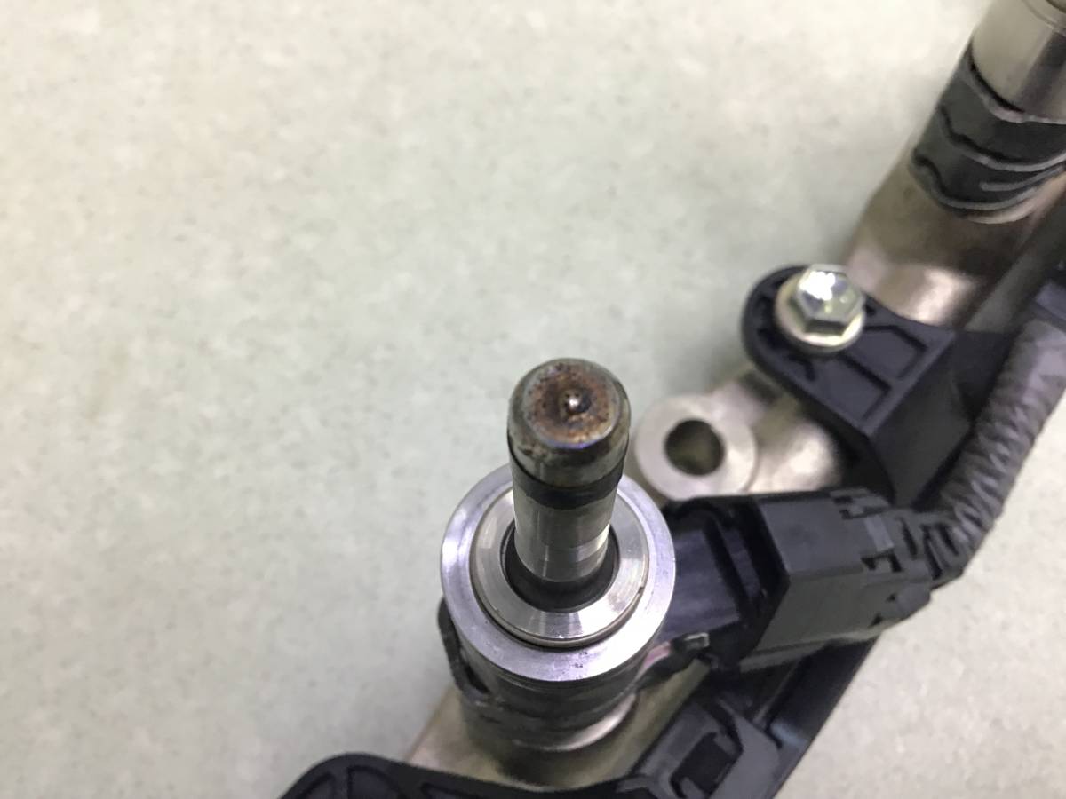 Рейка топливная (рампа) Toyota Land Cruiser (J300) 2021>