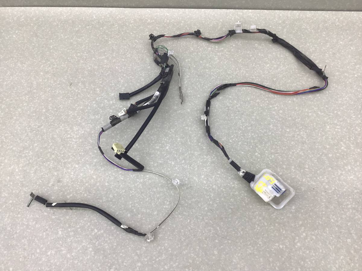 Проводка двери Toyota Auris (E150) 2006-2012 Проводка двери Toyota Auris (E150) 2006-2012