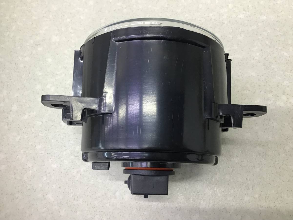 Фара противотуманная Ford Focus 2 (CB4) 2007-2011 Фара противотуманная Ford Focus 2 (CB4) 2007-2011