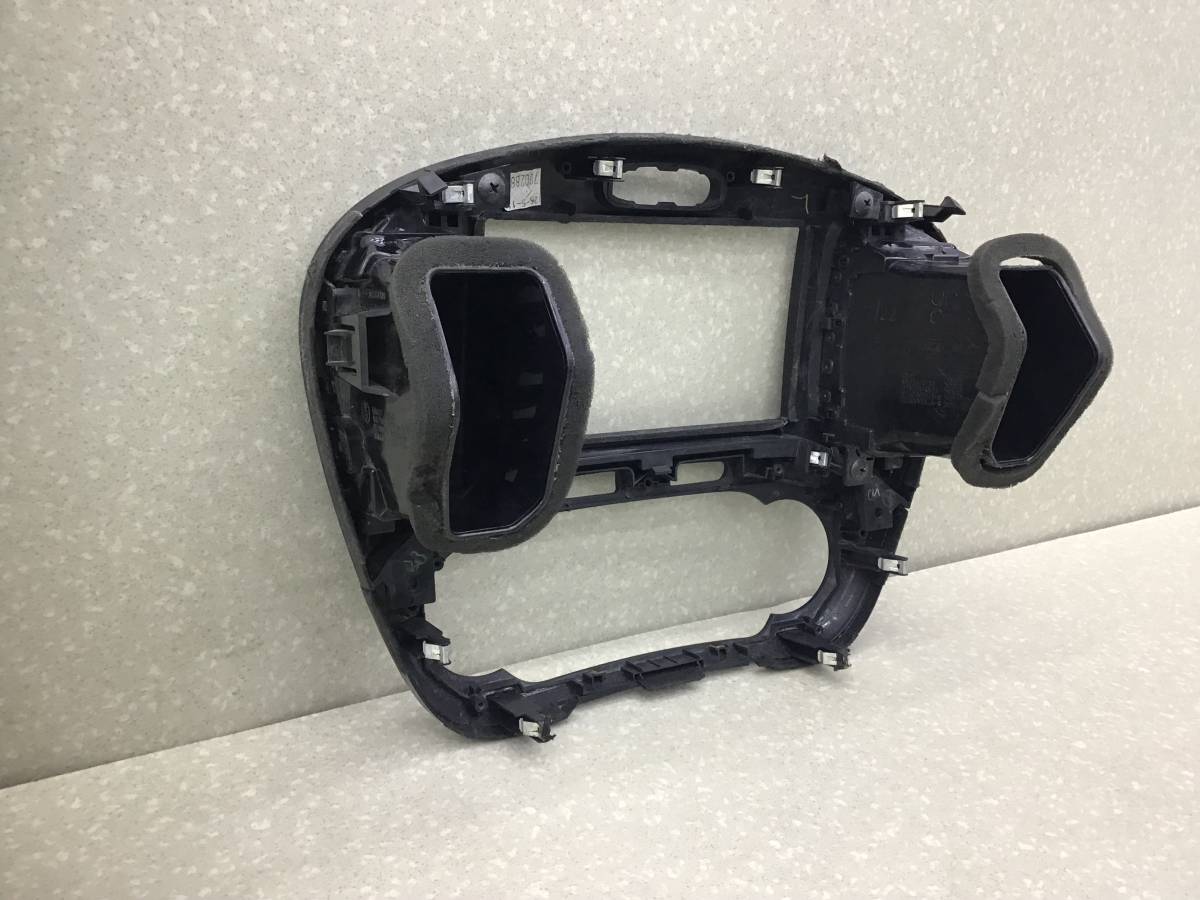 Рамка магнитолы Nissan Juke (F15) 2011> Рамка магнитолы Nissan Juke (F15) 2011>