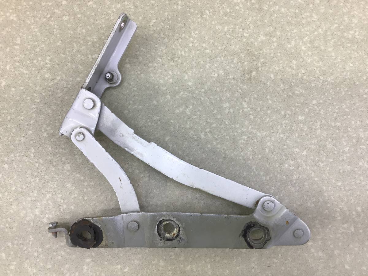 Петля крышки багажника Nissan Teana J32 2008-2013 Петля крышки багажника Nissan Teana J32 2008-2013