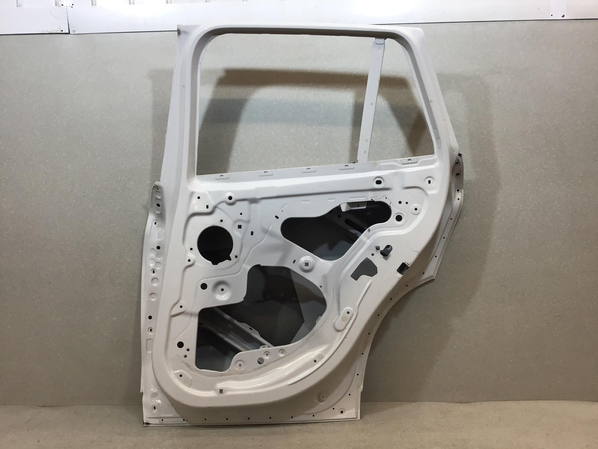 Дверь задняя правая, BMW X1 F48 2014> Дверь задняя правая, BMW X1 F48 2014>
