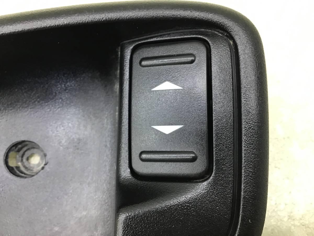 Кнопка стеклоподъемника Ford S-MAX (WS) 2006-2015 Кнопка стеклоподъемника Ford S-MAX (WS) 2006-2015