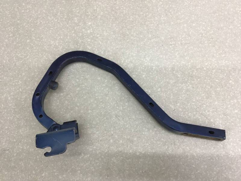 Петля крышки багажника Mitsubishi Lancer 9 (CS/Classic) 2000-2011 Петля крышки багажника Mitsubishi Lancer 9 (CS/Classic) 2000-2011