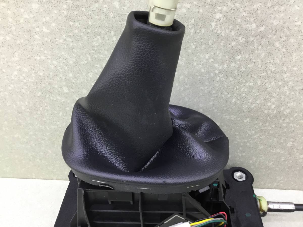 Кулиса КПП Renault Duster (HS) 2010-2021 Кулиса КПП Renault Duster (HS) 2010-2021