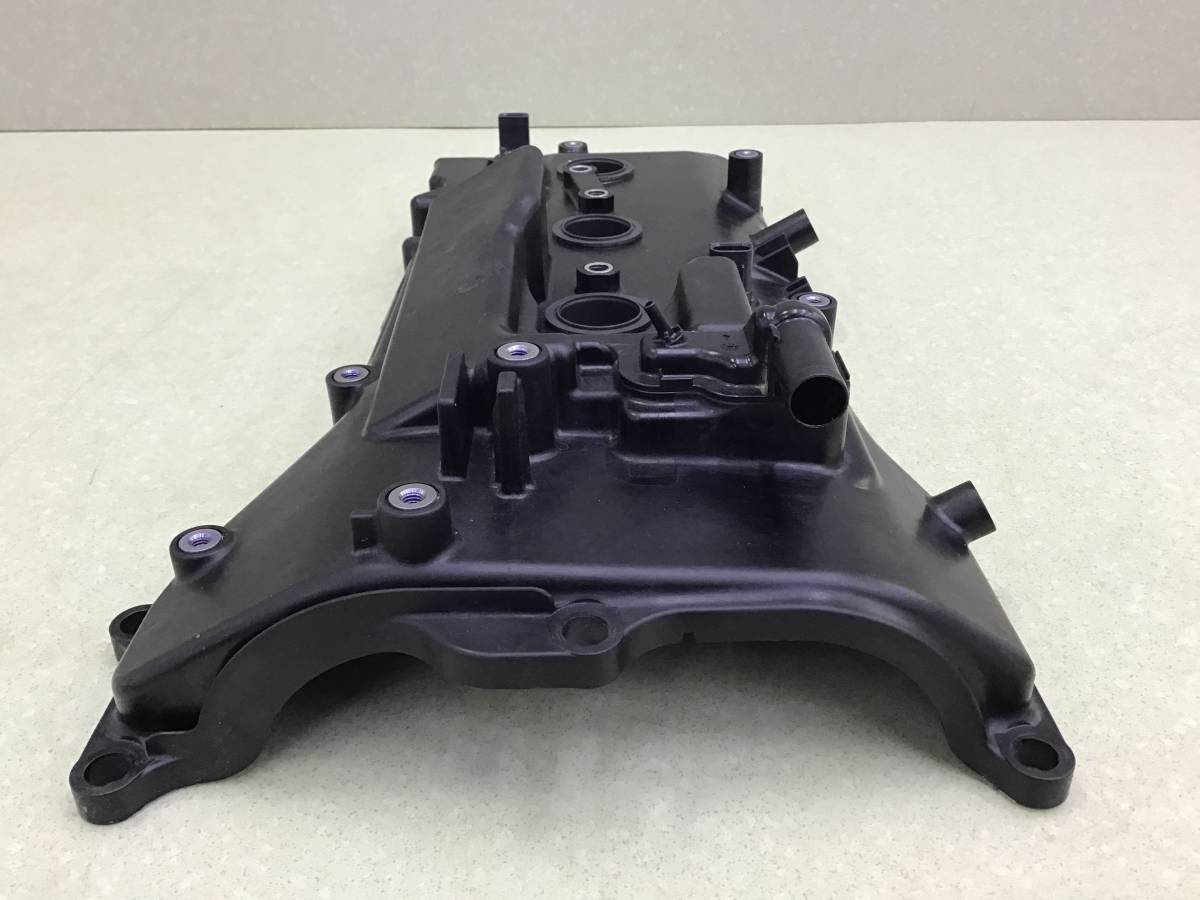 Крышка головки блока (клапанная) Toyota Land Cruiser (J300) 2021>