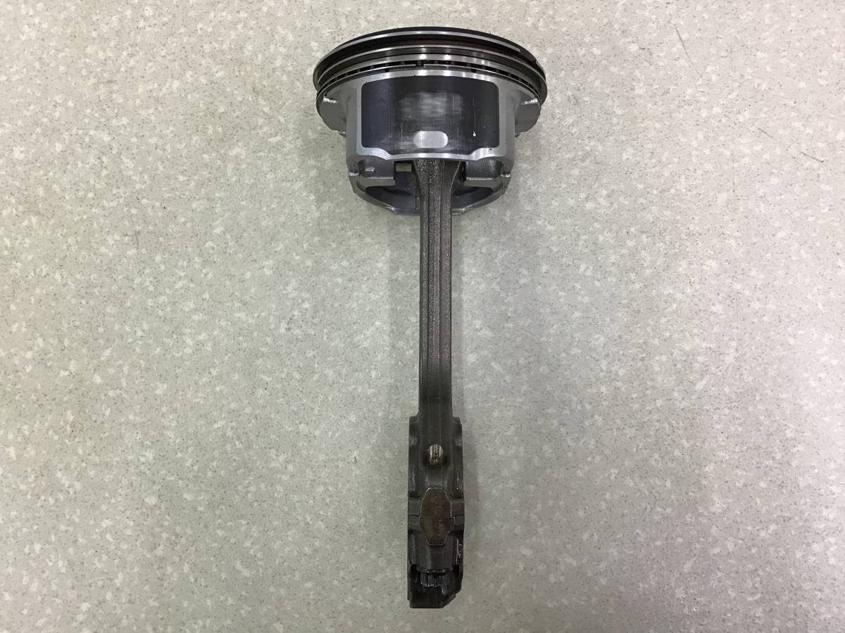 Поршень с шатуном Infiniti QX56 (JA60) 2004-2010 Поршень с шатуном Infiniti QX56 (JA60) 2004-2010