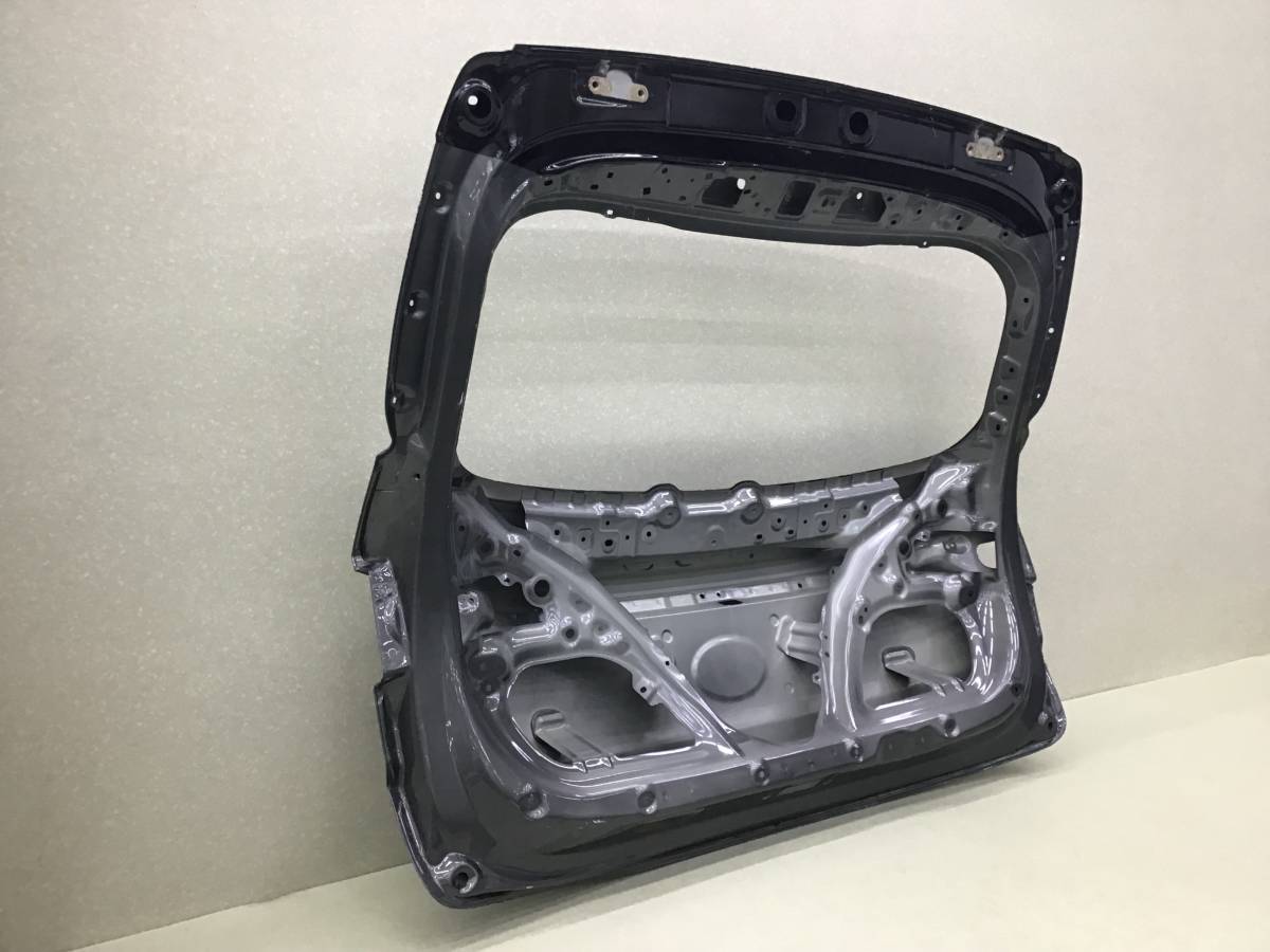 Дверь багажника Geely Coolray SX11 2018>