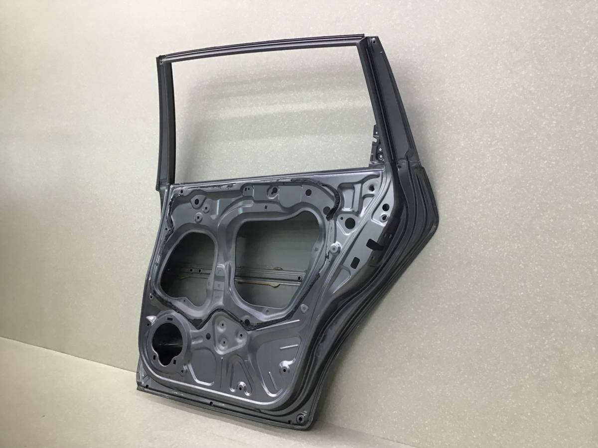 Дверь задняя правая Honda Stream 2006-2014 Дверь задняя правая Honda Stream 2006-2014