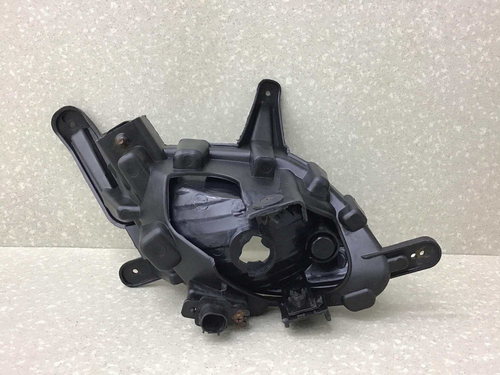 Фара противотуманная правая, Kia Picanto 2011-2017 Фара противотуманная правая, Kia Picanto 2011-2017