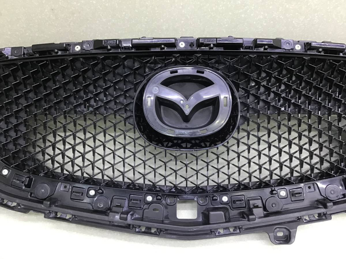 Решетка радиатора Mazda CX-5 (KF) 2017> Решетка радиатора Mazda CX-5 (KF) 2017>