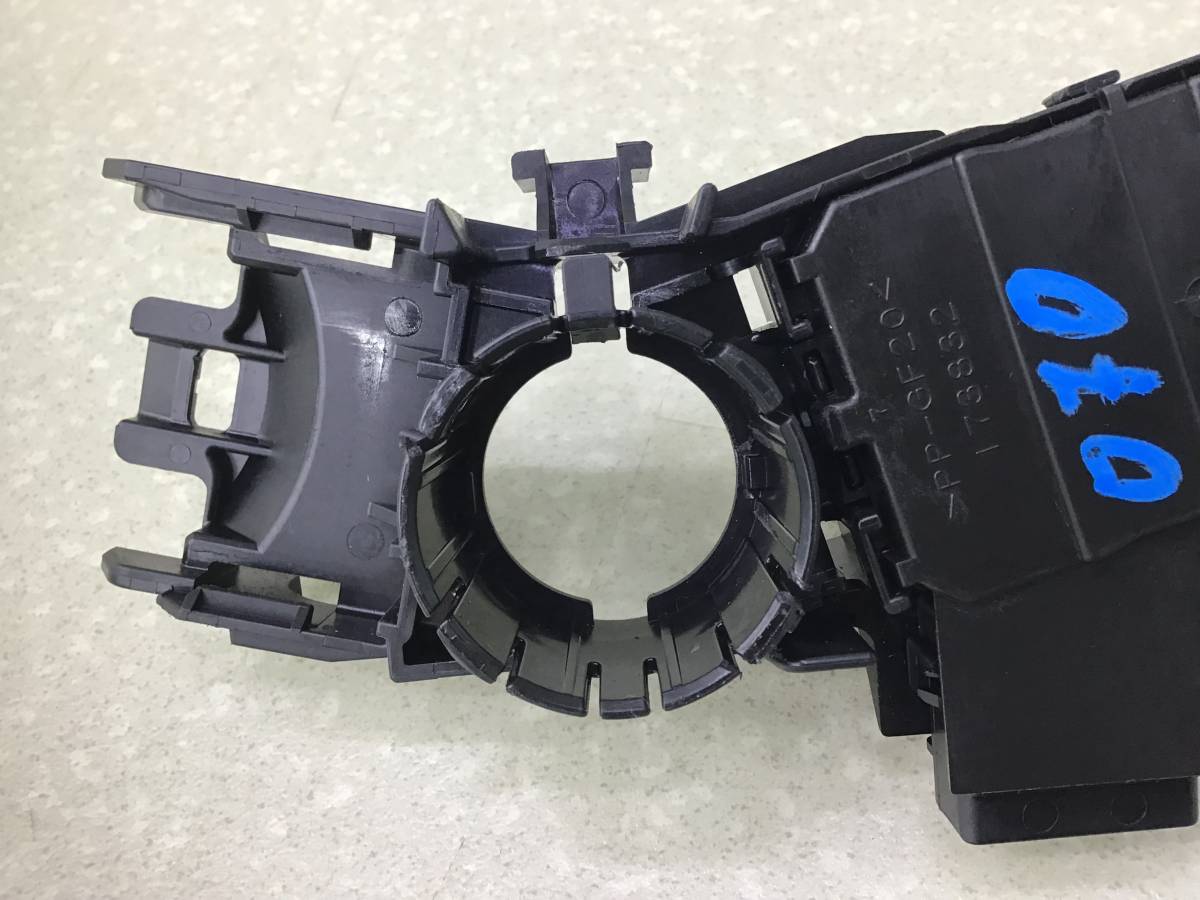 Переключатель поворотов подрулевой Toyota Rav 4 (A30) 2006-2013
