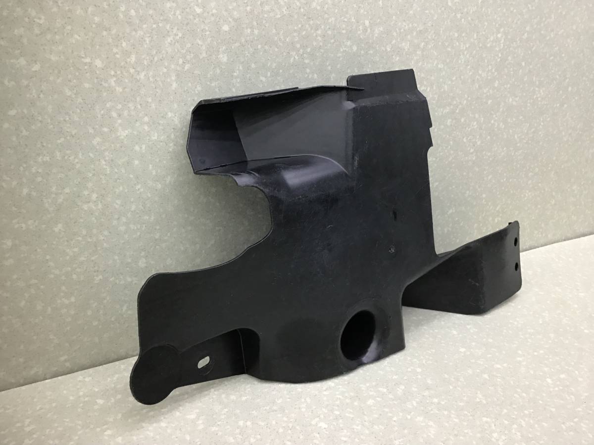 Пыльник (кузов наружные) Mazda Mazda 3 (BK) 2002-2009