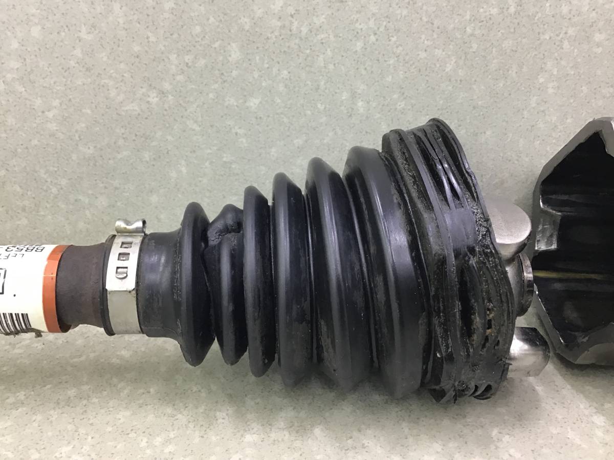 Полуось передняя левая Ford Explorer (U502) 2010-2019 Полуось передняя левая Ford Explorer (U502) 2010-2019