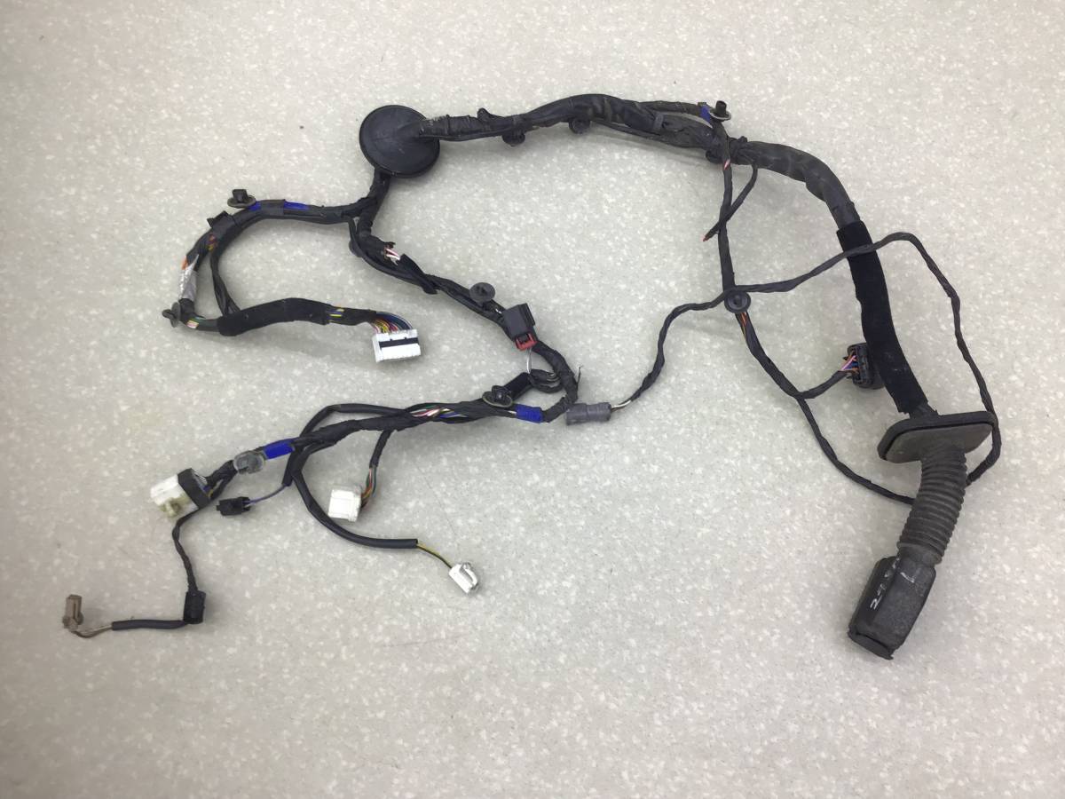 Проводка двери Kia Sorento (XM) 2009-2021