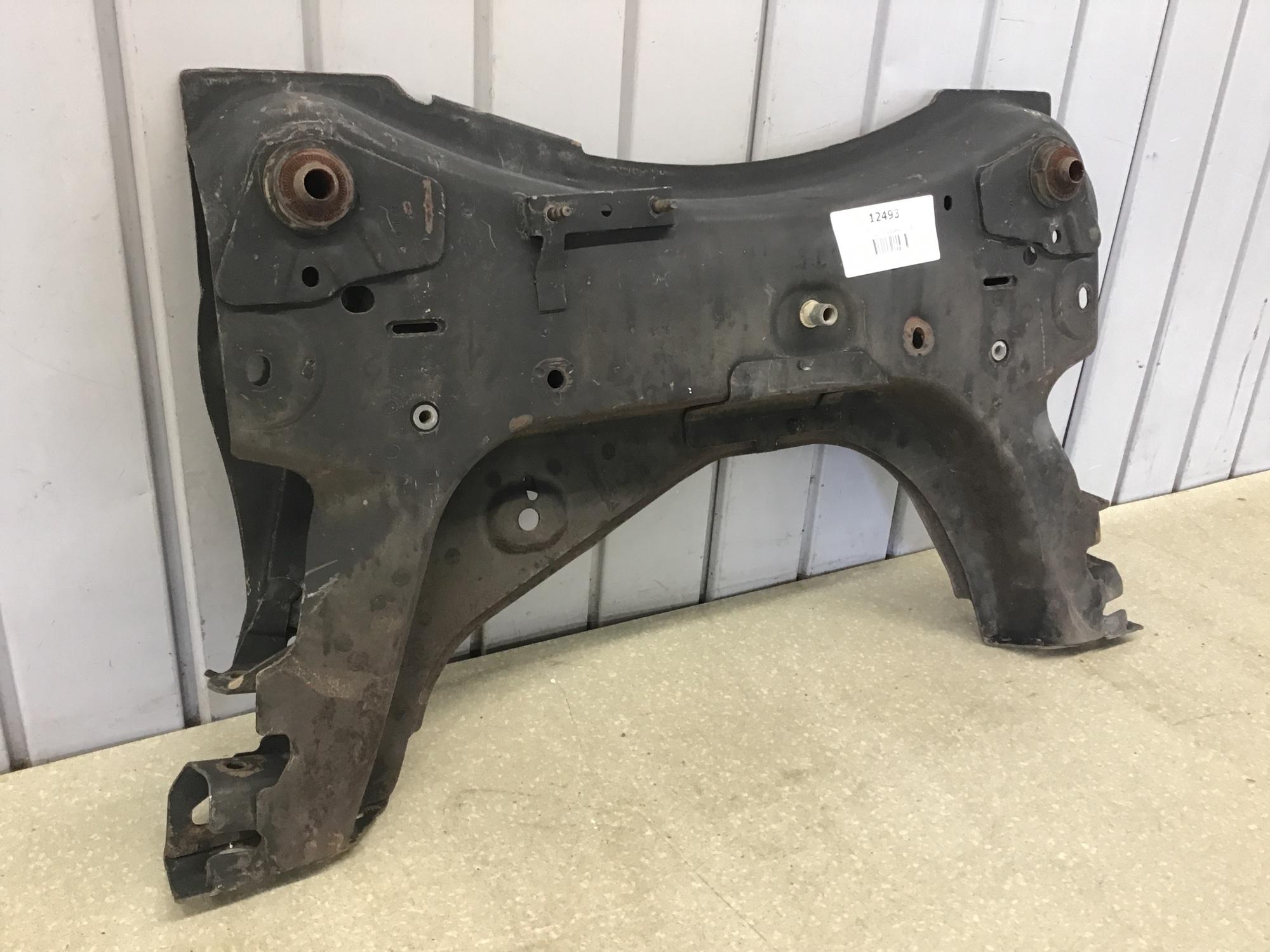 Балка под ДВС Nissan Note (E11) 2006-2013 Балка под ДВС Nissan Note (E11) 2006-2013
