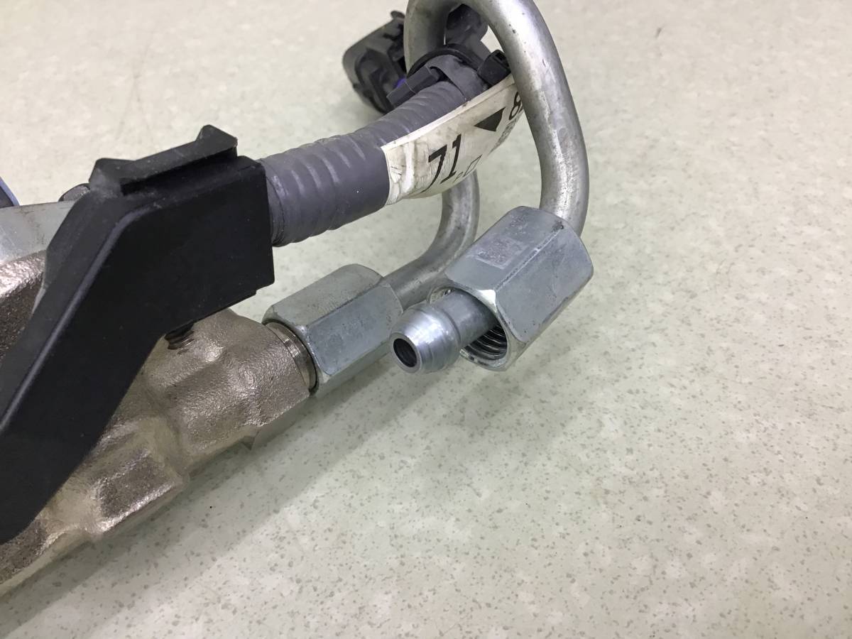 Рейка топливная (рампа) Toyota Land Cruiser (J300) 2021>