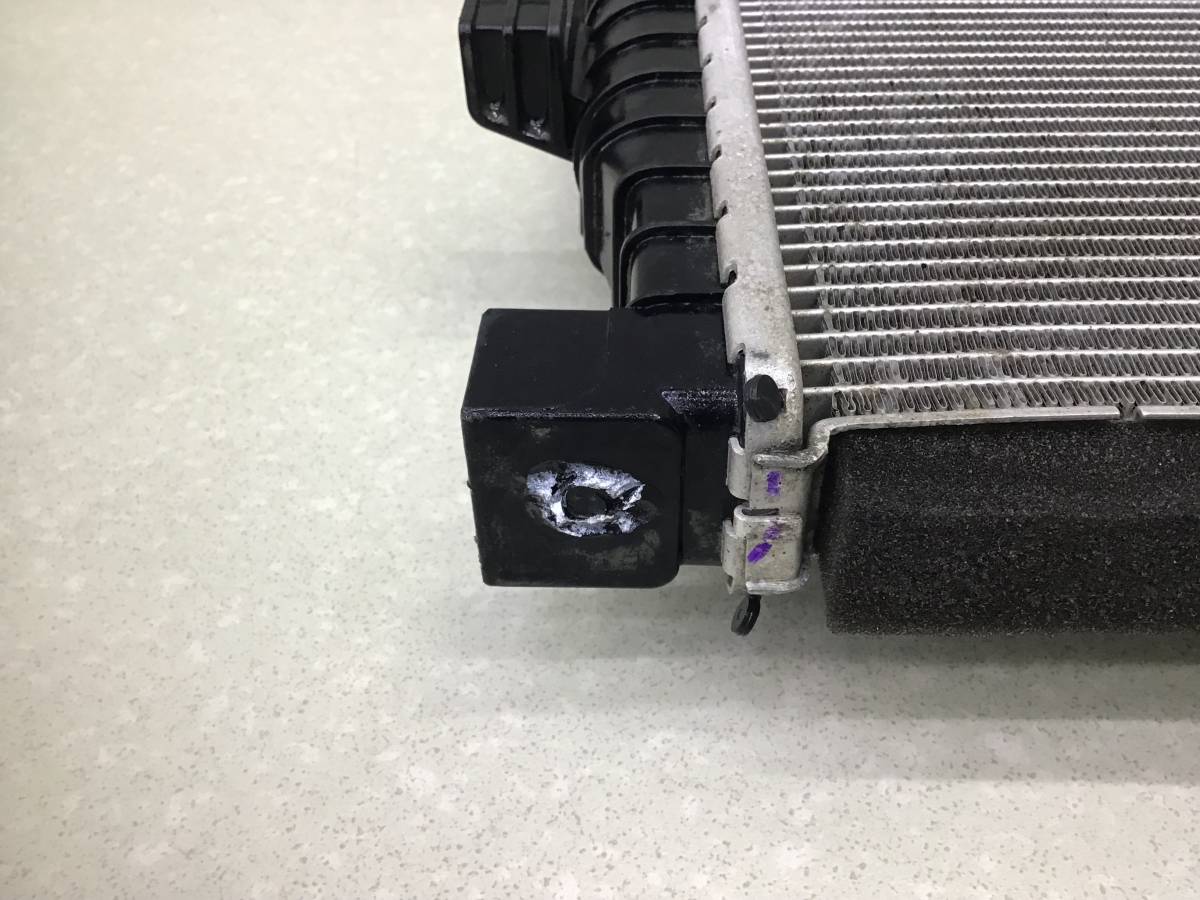 Радиатор охлаждения двигателя Changan UNI-K 2020> Радиатор охлаждения двигателя Changan UNI-K 2020>