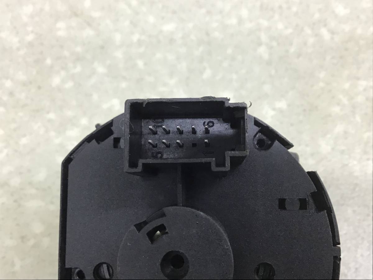 Переключатель света фар Volkswagen Passat B6 2005-2010 Переключатель света фар Volkswagen Passat B6 2005-2010