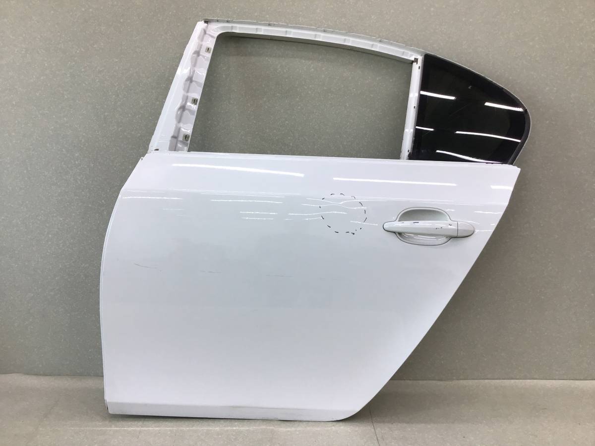 Дверь задняя левая BMW 5-series E60/E61 2003-2009 Дверь задняя левая BMW 5-series E60/E61 2003-2009