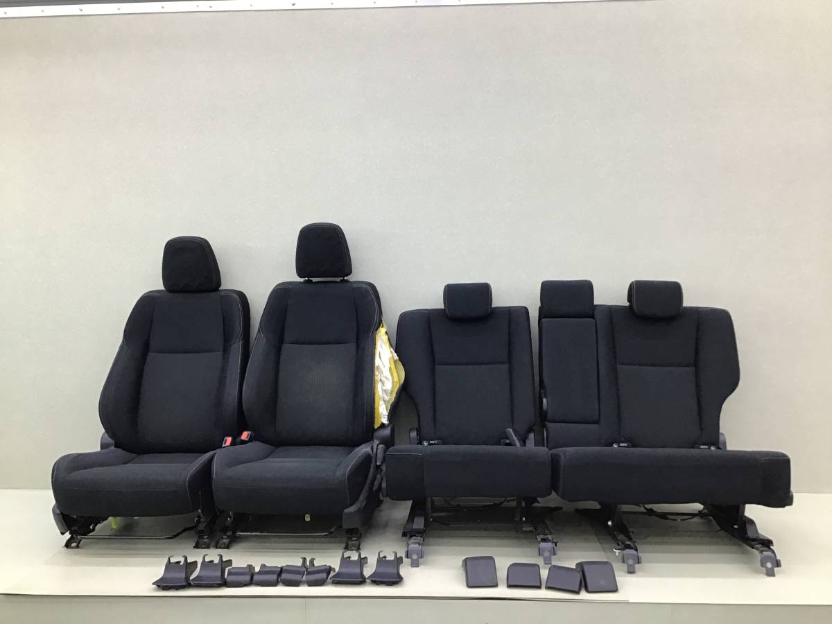 Сиденье (комплект) Toyota Rav 4 (A40) 2013> Сиденье (комплект) Toyota Rav 4 (A40) 2013>