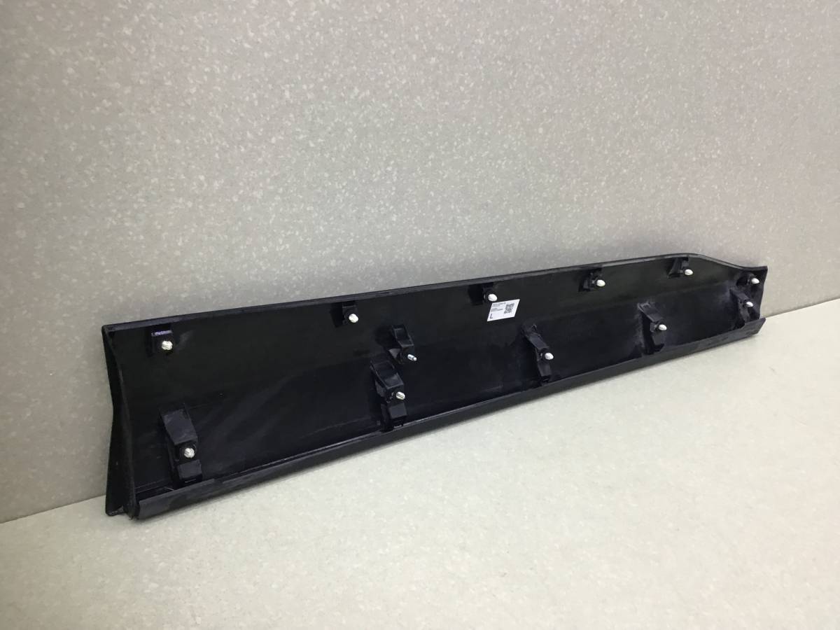 Накладка двери передней левой Toyota Rav 4 (XA50) 2018>