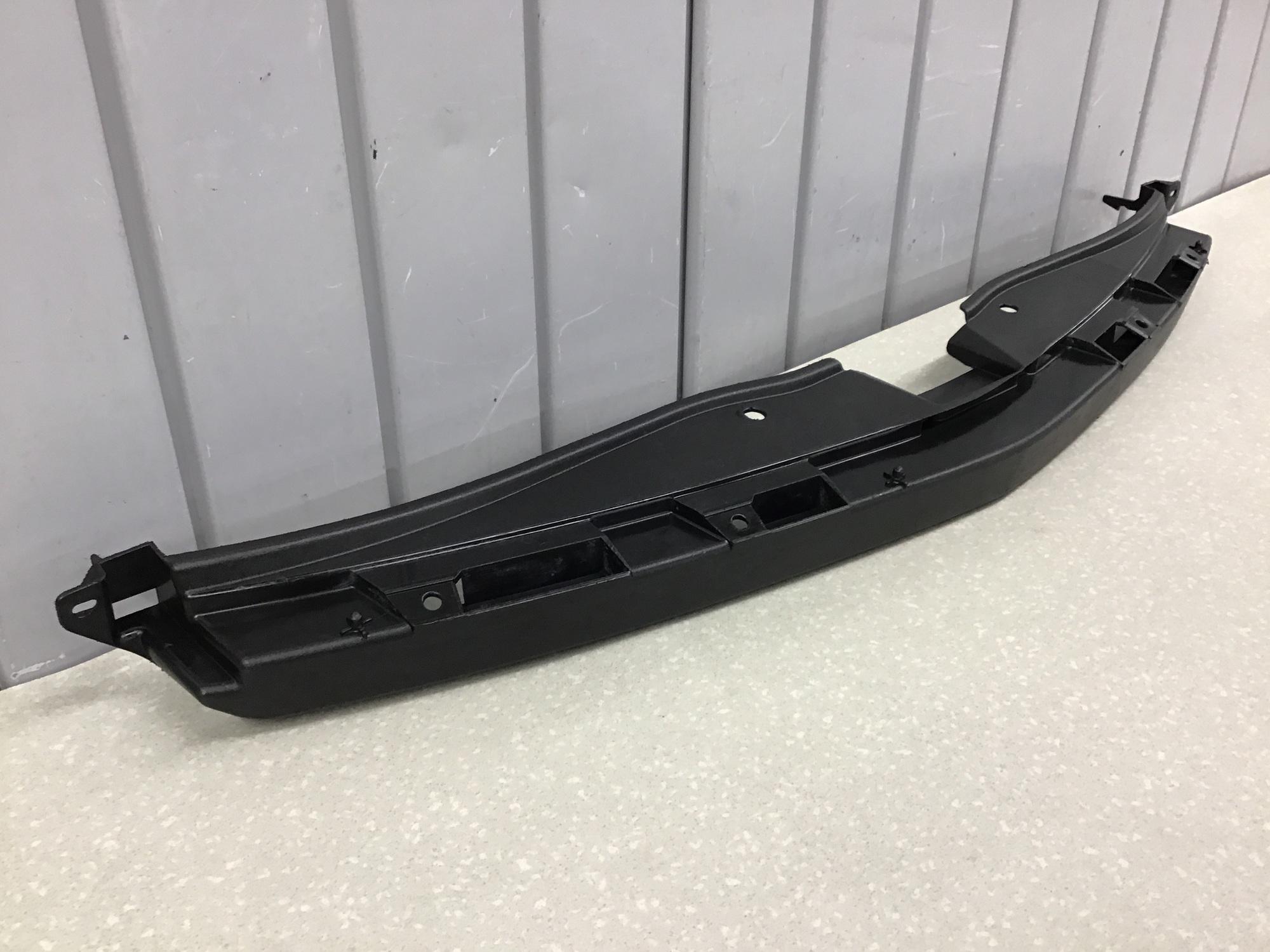 Накладка передней панели, Mazda CX 9 2007-2016 Накладка передней панели, Mazda CX 9 2007-2016