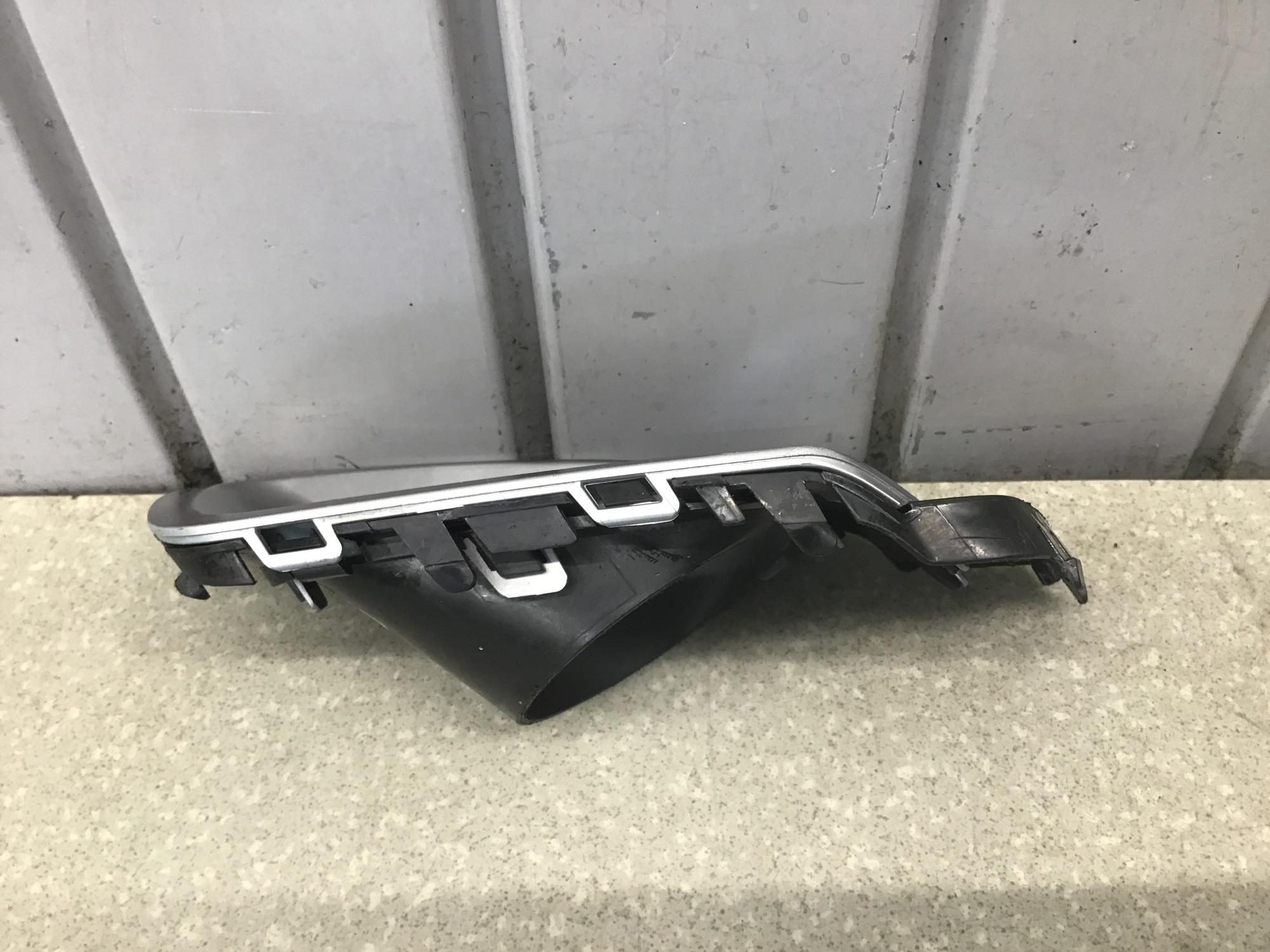 Рамка противотуманой фары левой, Subaru Forester (S13) 2012-2019 Рамка противотуманой фары левой, Subaru Forester (S13) 2012-2019