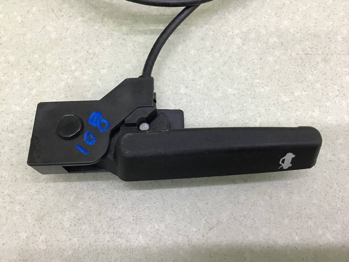 Ручка открывания капота Chevrolet Cruze (J300) 2009-2016 Ручка открывания капота Chevrolet Cruze (J300) 2009-2016