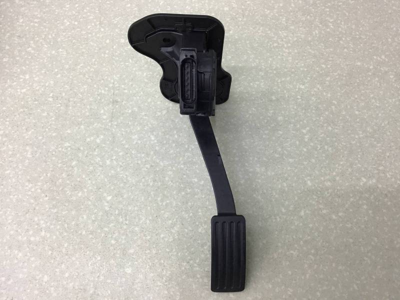Педаль газа Ford Transit (TT9) 2006-2012 Педаль газа Ford Transit (TT9) 2006-2012