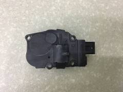 Моторчик заслонки печки BMW 3-series E92/E93 2006-2012
