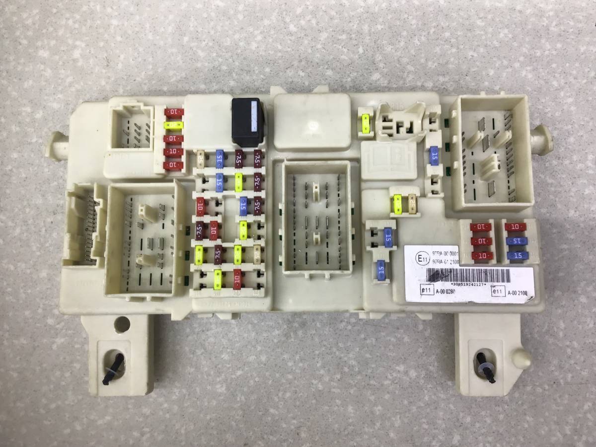 Блок предохранителей Ford Focus 2 (CB4) 2007-2011
