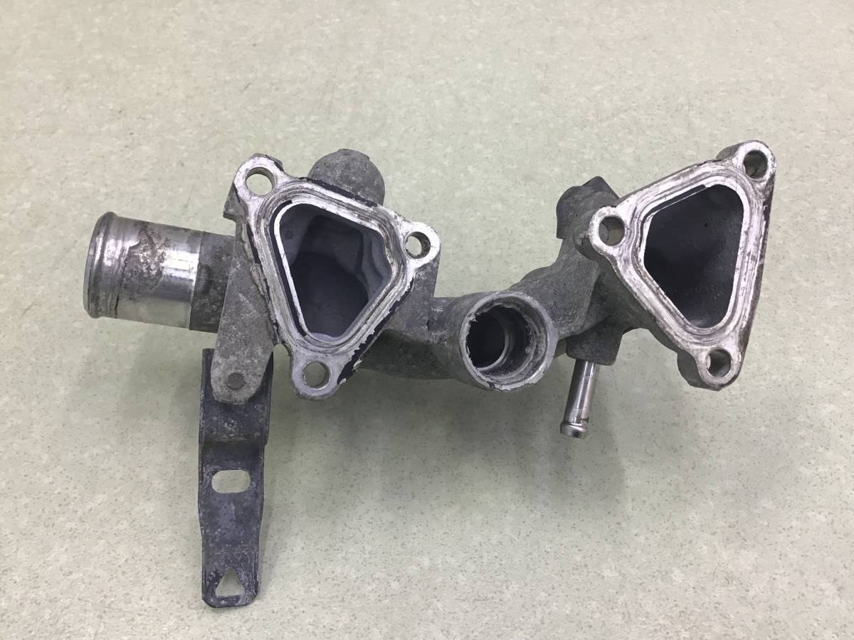 Фланец двигателя системы охлаждения Toyota Highlander (U50) 2013-2020