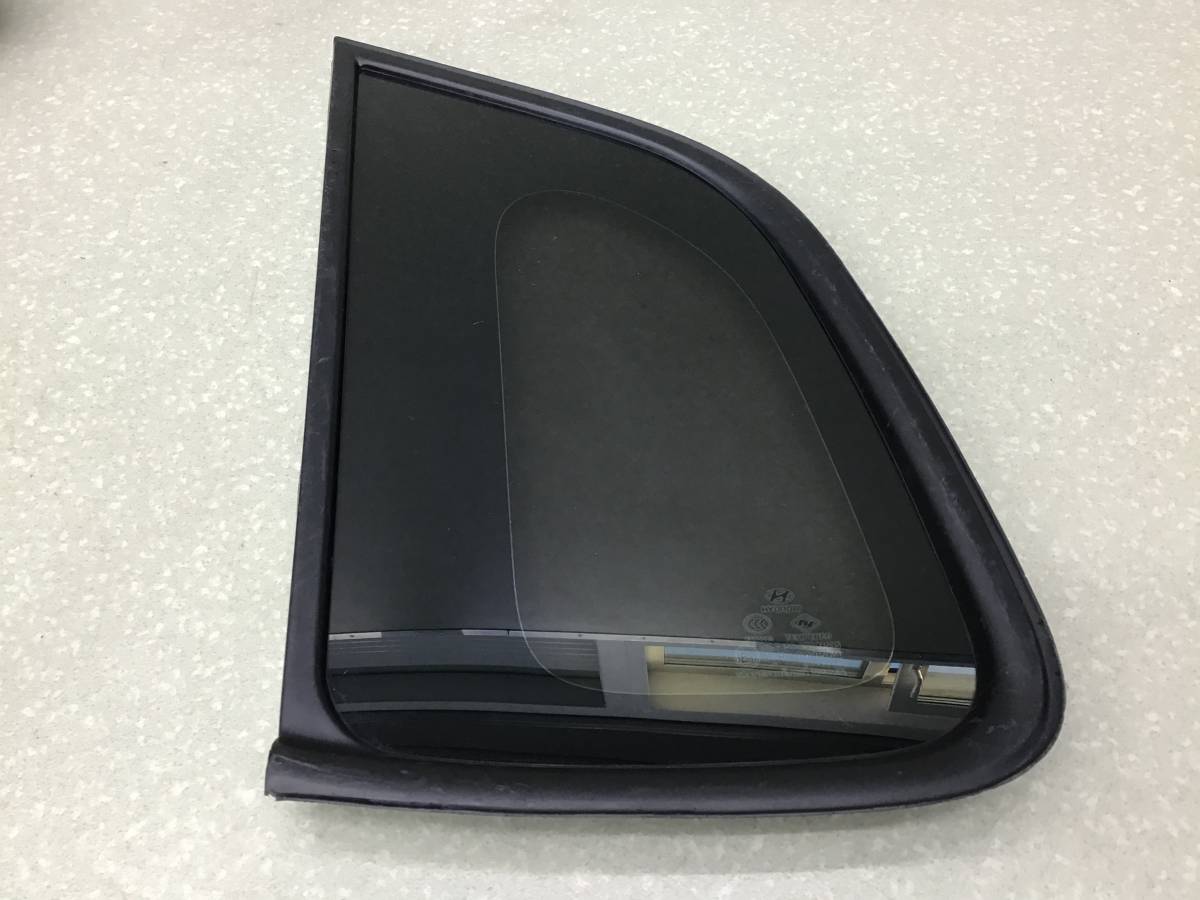 Стекло кузовное глухое левое Hyundai Tucson (JM) 2004-2010 Стекло кузовное глухое левое Hyundai Tucson (JM) 2004-2010