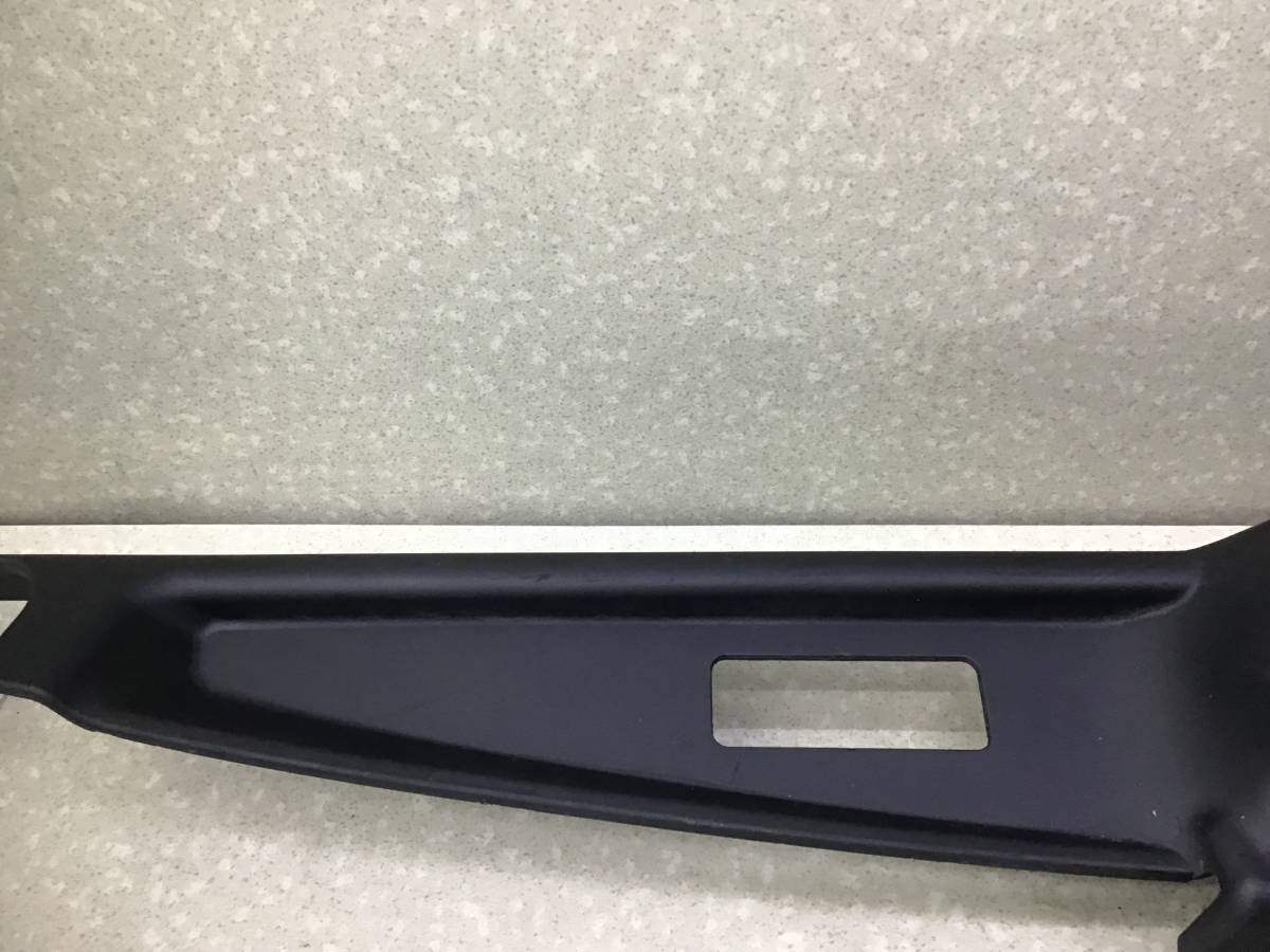 Накладка замка багажника BMW GT F07 2008> Накладка замка багажника BMW GT F07 2008>