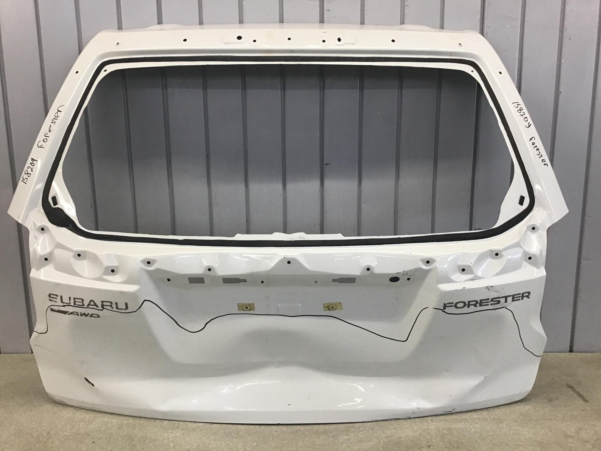 Дверь багажника, Subaru Forester (S13) 2012-2019 Дверь багажника, Subaru Forester (S13) 2012-2019