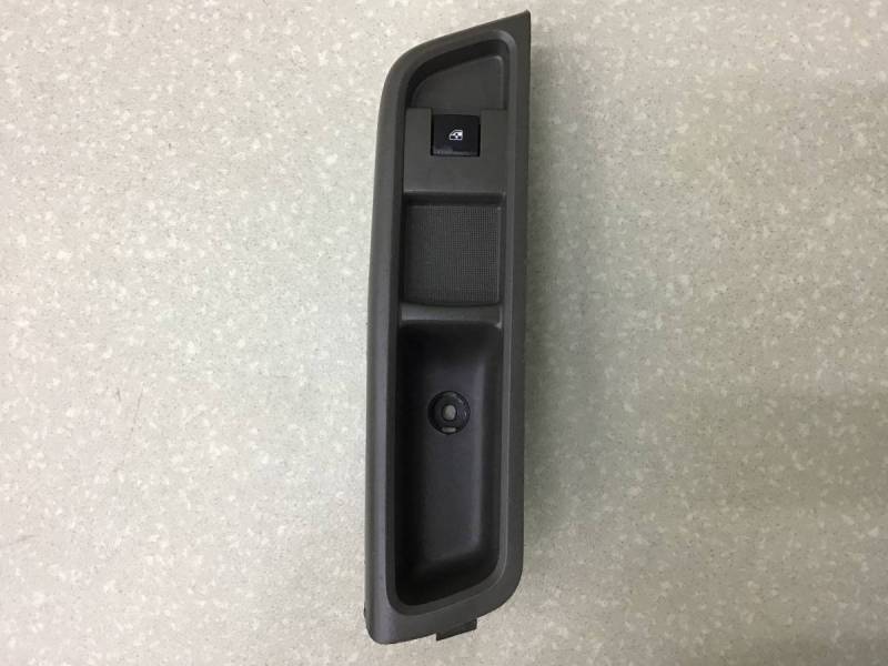 Кнопка стеклоподъемника Chevrolet Cobalt (T250) 2011-2015 Кнопка стеклоподъемника Chevrolet Cobalt (T250) 2011-2015