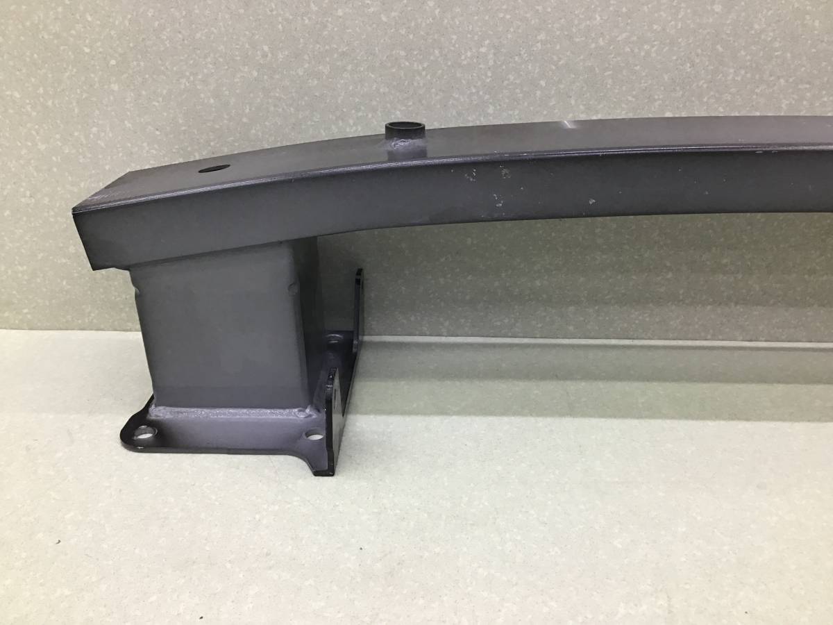 Усилитель переднего бампера GAC GS8 2016-2023