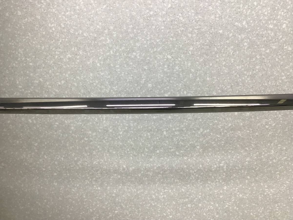Молдинг решетки радиатора Lexus LX450D /570 (VDJ201) 2015-2022 Молдинг решетки радиатора Lexus LX450D /570 (VDJ201) 2015-2022