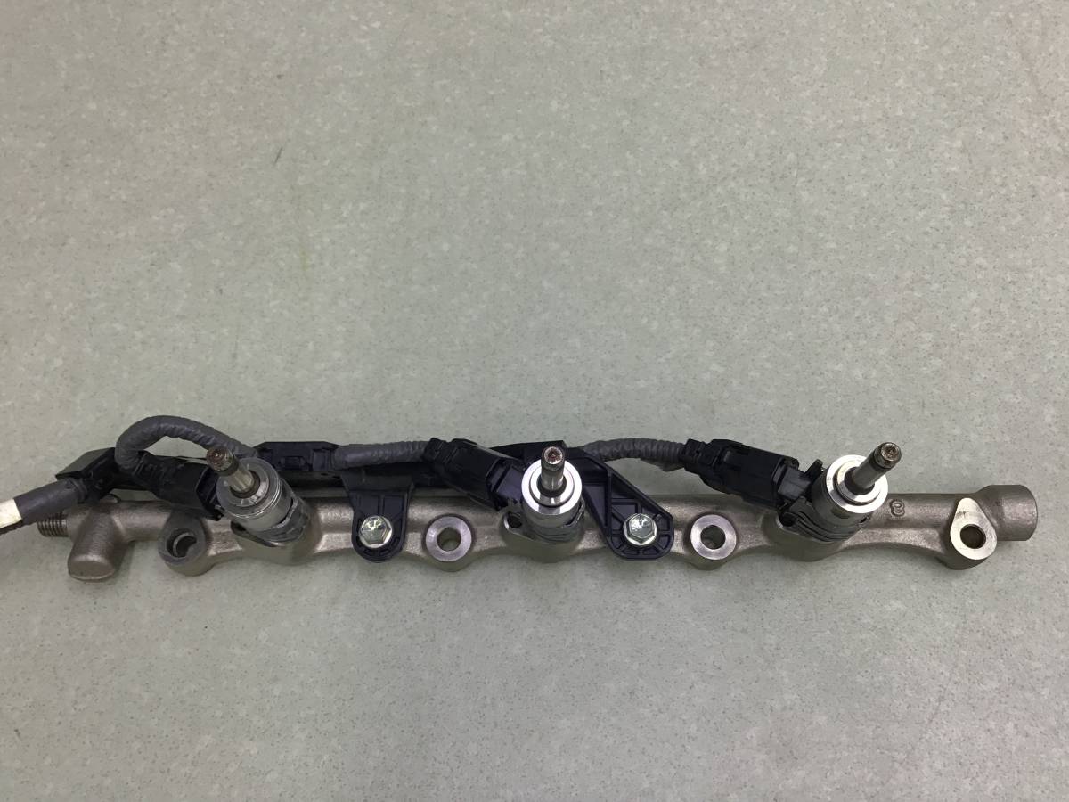 Рейка топливная (рампа) Toyota Land Cruiser (J300) 2021>