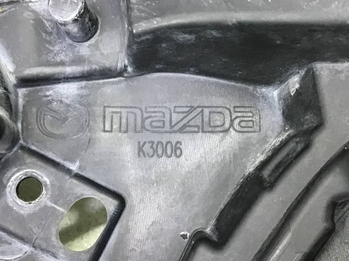 Решетка радиатора Mazda CX-5 (KF) 2017> Решетка радиатора Mazda CX-5 (KF) 2017>