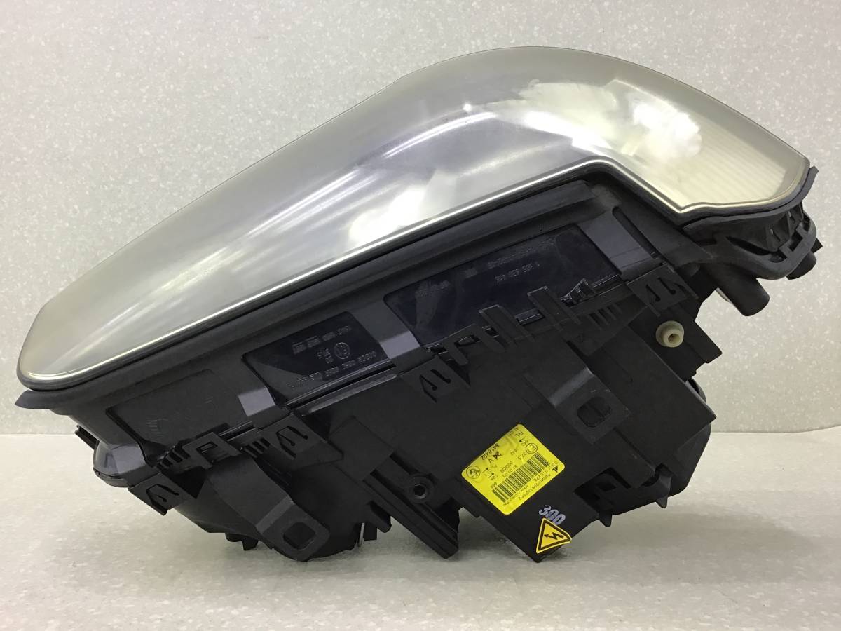 Фара правая BMW X3 E83 2004-2010 Фара правая BMW X3 E83 2004-2010