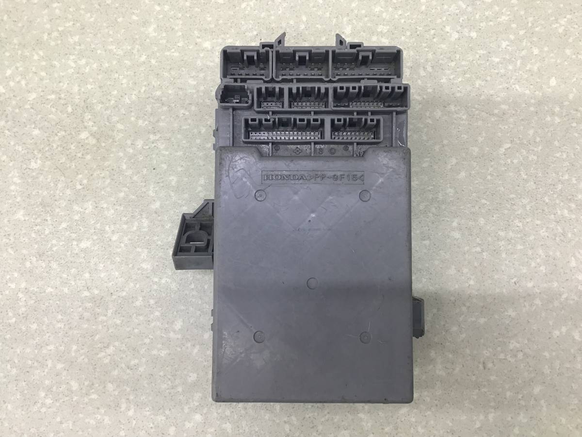 Блок предохранителей Honda Civic 4D (FD1, FD2, FD3) 2006-2012 Блок предохранителей Honda Civic 4D (FD1, FD2, FD3) 2006-2012