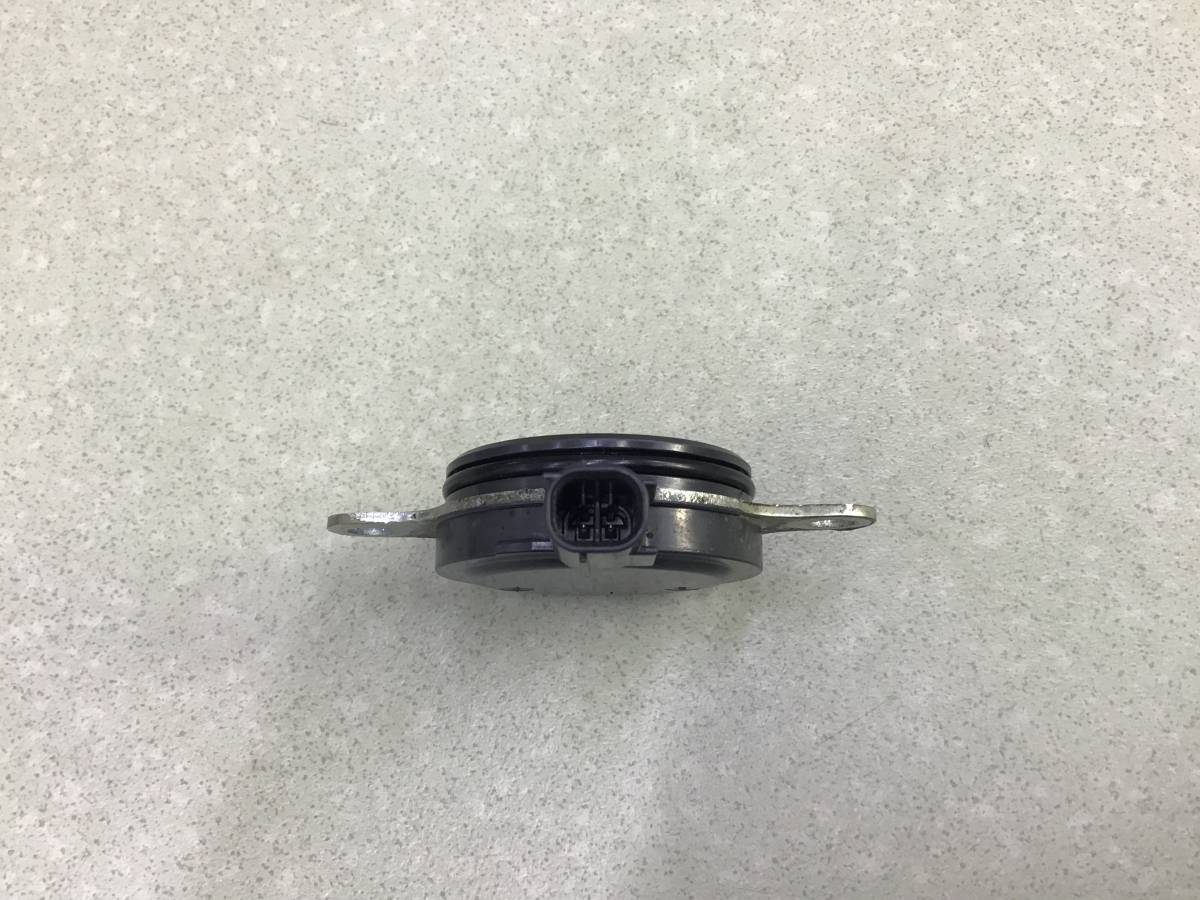 Клапан электромагн. изменения фаз ГРМ Toyota Land Cruiser (J300) 2021>