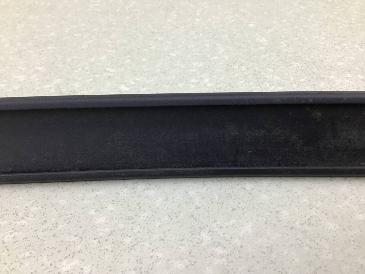 Молдинг крыши правый Ford Focus 3 (CB8) 2011-2019 Молдинг крыши правый Ford Focus 3 (CB8) 2011-2019